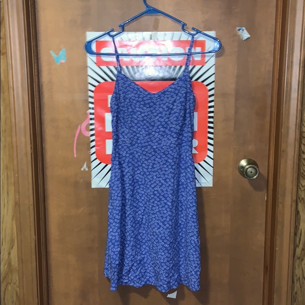 SO Girls Dress size M